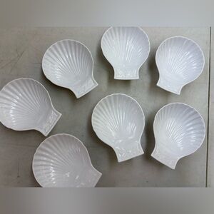 Vintage White Shell-Shaped Bowls